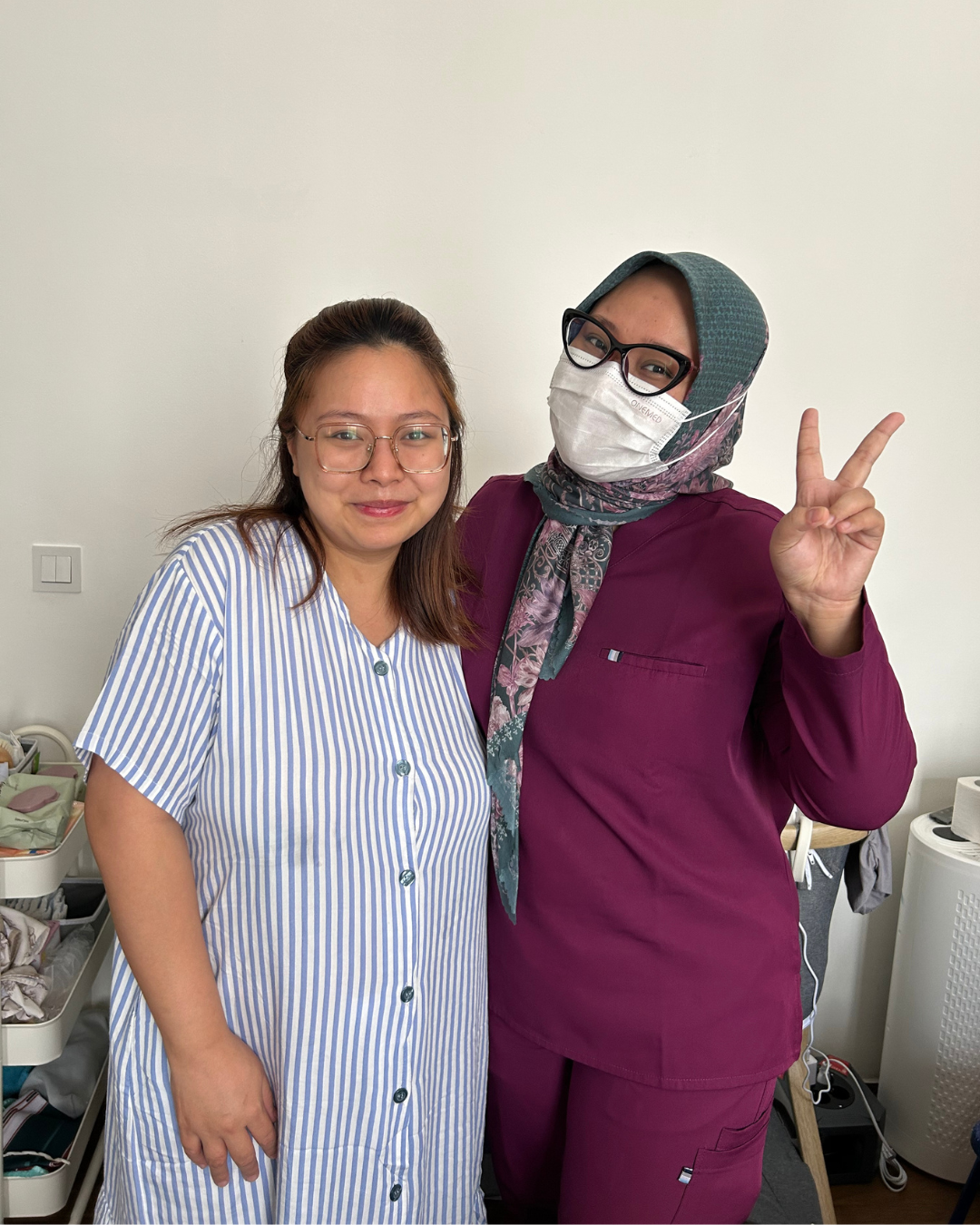 Gardenia midwife supporting a mother with her newborn